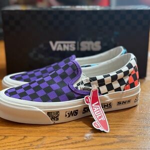 NEW! 2020 SNS X Vans Collaboration OG Classic Slip-On (Men’s 5 or Women’s 6.5)